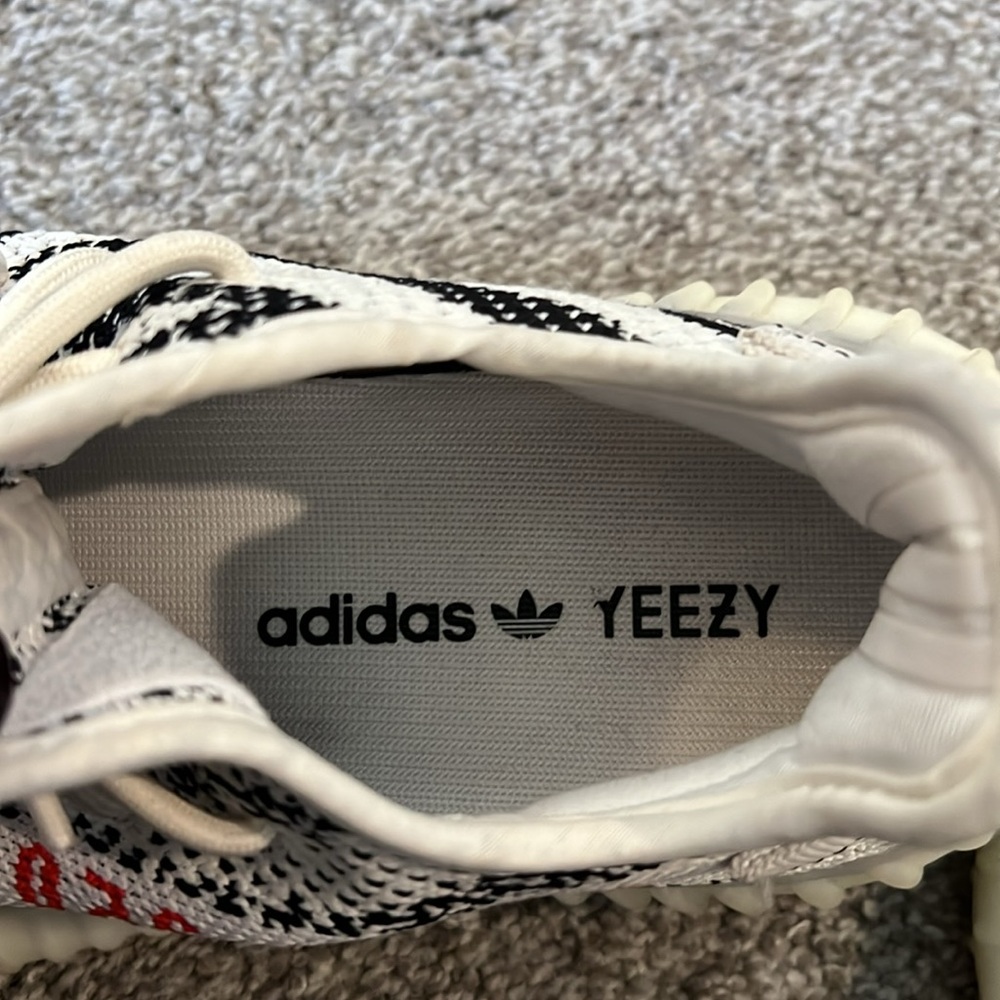 Yeezy Boost 350 V2 Zebra, Men’s 6.5, Women’s 8 - Picture 6 of 8